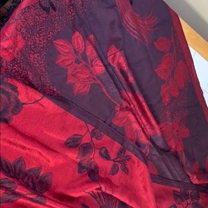 Gorgeous silky red and black rose wrap